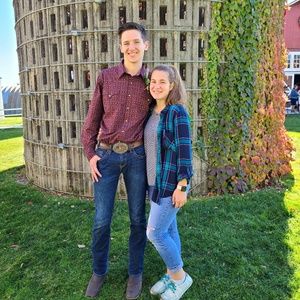 Meet your Posher, Anna